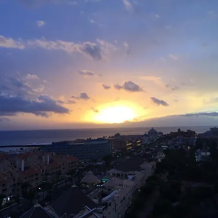 Torres Del Sol Apartment *
